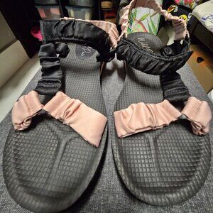 WILD PAIR Women's Kendie Wedge Slip-On Slingback Sandal Pink/Black 9.5M